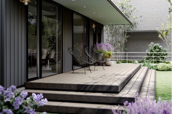 YKKAP人工木デッキ「リウッド200」「リウッド200EG」が26年1月にモデルチェンジ「リウッドS」「リウッドSEG」に！