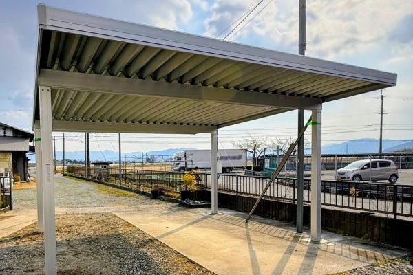 施工事例｜20年以上前のテラス屋根やり替えのご相談をキッカケに複数の外構工事を受注！