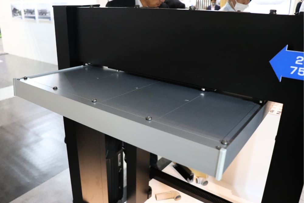 <梁・屋根の一体構造>
