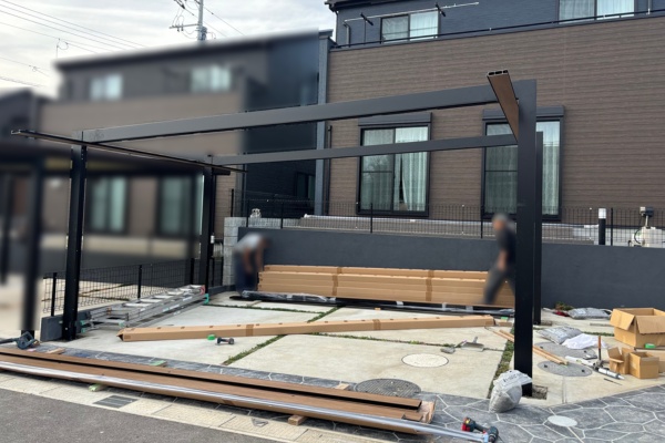 カーポートSC施工中