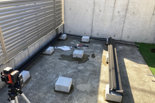 施工中